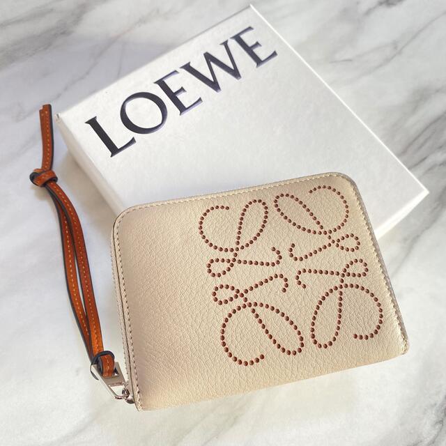 専用【新品】LOEWE ブランド アナグラムロゴ ジップ ミニ財布 ベージュ