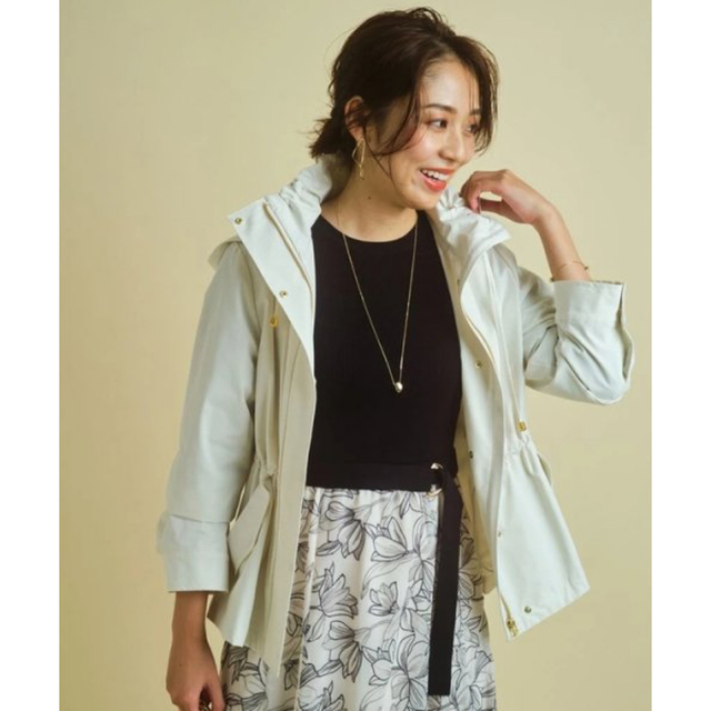 クリーニング済み 完売品 ジャスグリッティー 撥水ショートブルゾン オフ白