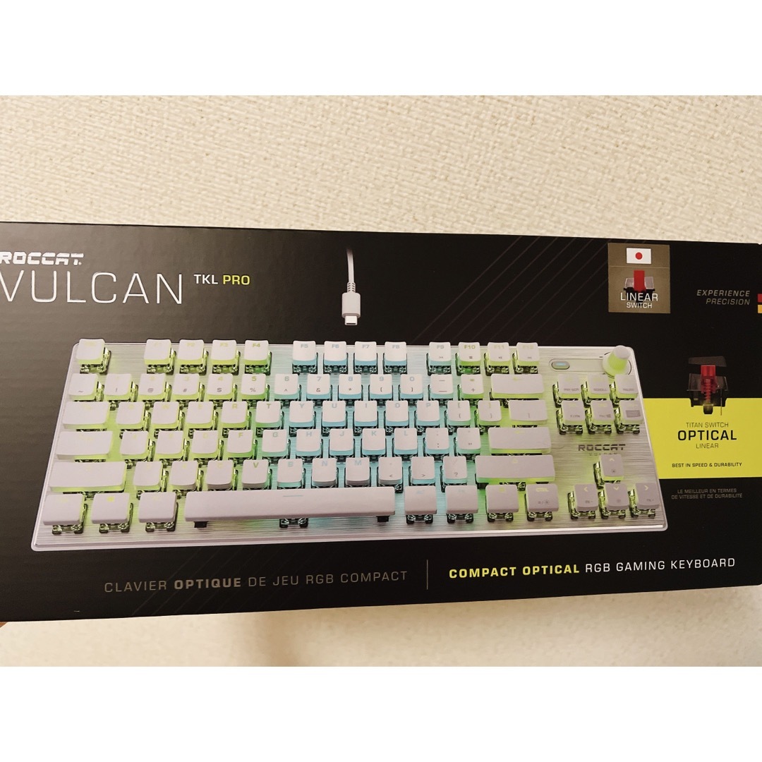 ROCCAT VULCAN TKL PRO JP WH ゲーミングキーボード